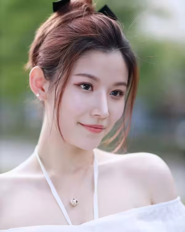 /www/photos18.com/web/images/node/94/945022.avif